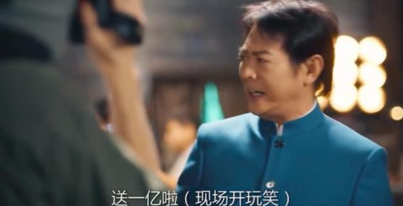 先是成龙大哥的一刀传奇让我吃了一惊，没多久，李连杰精灵盛典的游戏广告更是让我大跌眼镜。